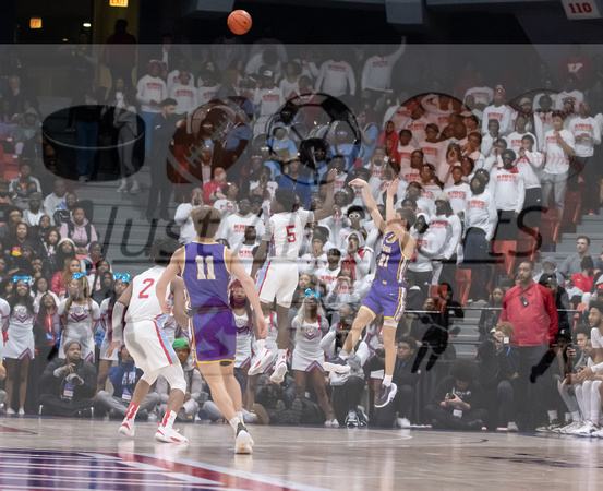 3.6.23 DGN v Kenwood_500_JA0034